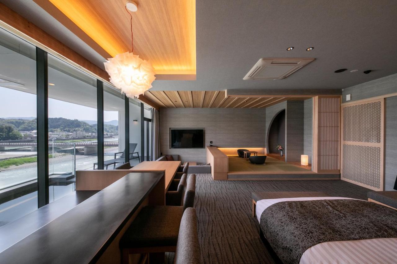 Hitoyoshi Onsen Nabeya Hotel Ngoại thất bức ảnh